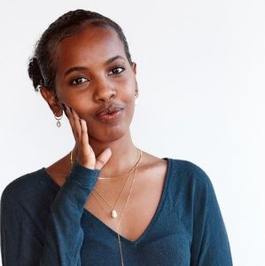 Meet your Posher, Joy